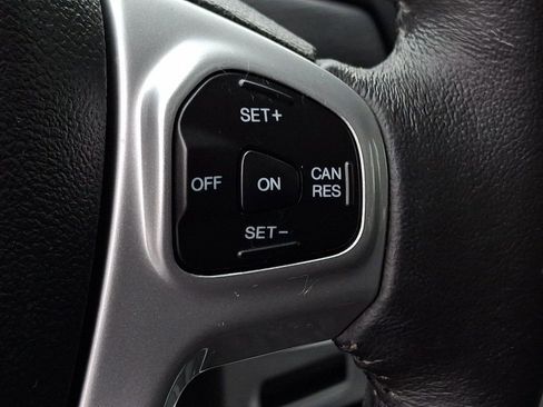 Used 2015 Ford Fiesta SE image 23