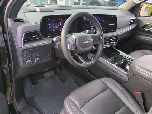 Used 2025 Chevrolet Tahoe LT image 10