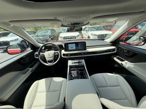 New 2025 Lincoln Aviator 2WD w/ Equipment Group 101A image 5