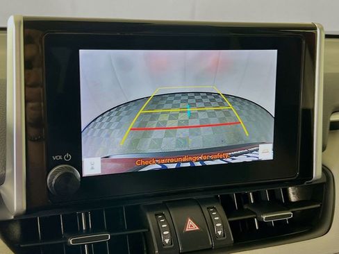 Used 2023 Toyota RAV4 XLE Premium image 14