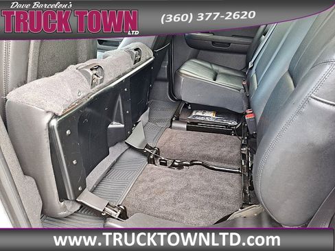 Used 2013 Chevrolet Avalanche LT w/ Suspension Package, Off-Road image 15