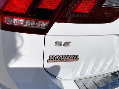 Used 2022 Volkswagen Tiguan SE R-Line FWD image 28