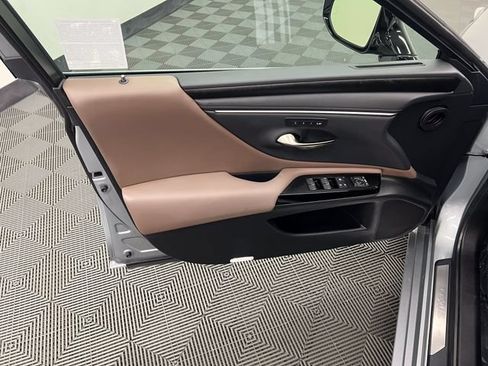 Certified 2023 Lexus ES 350 w/ Premium Package FWD image 9