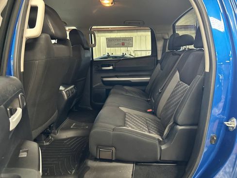 Certified 2018 Toyota Tundra SR5 w/ SR5 Upgrade Package AWD/4WD image 16