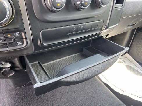Used 2024 RAM 1500 Classic SLT AWD/4WD image 23