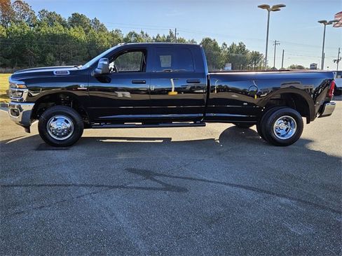 New 2026 RAM 3500 Tradesman image 5