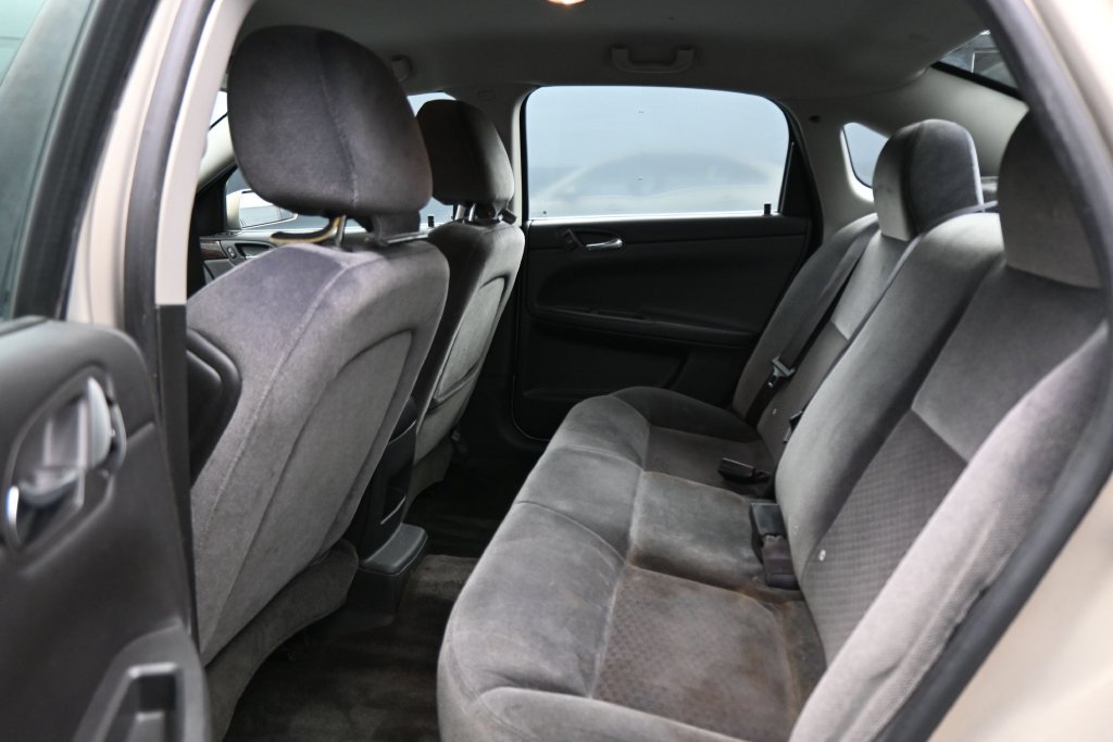 Used 2012 Chevrolet Impala LS FWD image 21