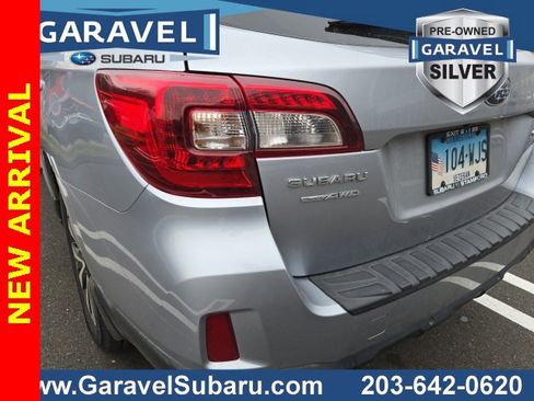 Used 2017 Subaru Outback 3.6R Limited image 16