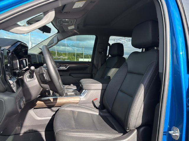 Used 2024 Chevrolet Silverado 1500 RST w/ RST All Star Premium Package AWD/4WD image 11
