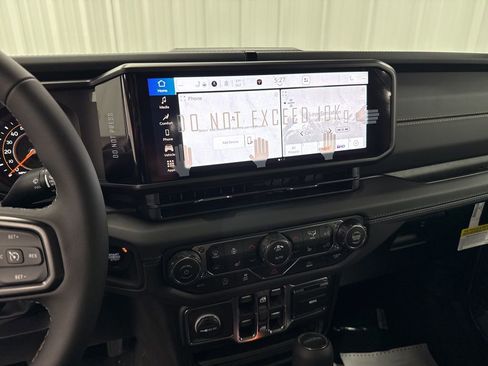 New 2026 Jeep Gladiator Sport AWD/4WD image 23