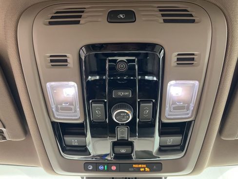 New 2026 GMC Yukon Denali w/ Denali Reserve Package AWD/4WD image 24