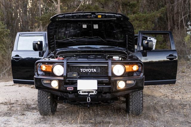 Used 2007 Toyota FJ Cruiser 4WD w/ TRD Special Edition image 31