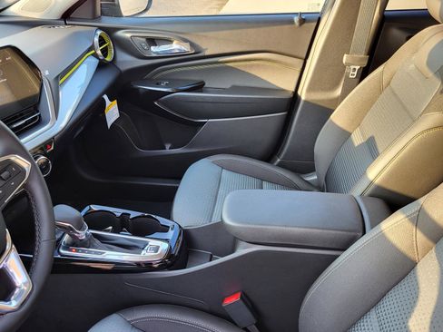 New 2026 Chevrolet Trax LT w/ Driver Confidence Package image 19