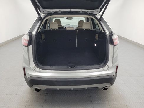 Used 2019 Ford Edge Titanium w/ Equipment Group 301A FWD image 29