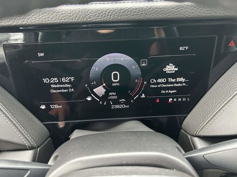 Used 2025 GMC Yukon Denali image 25