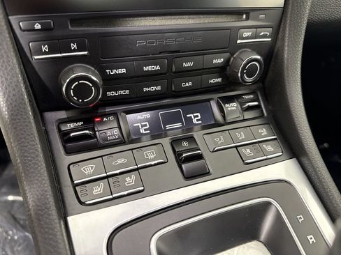 Certified 2023 Porsche 718 Boxster w/ Sport Chrono Package RWD image 28