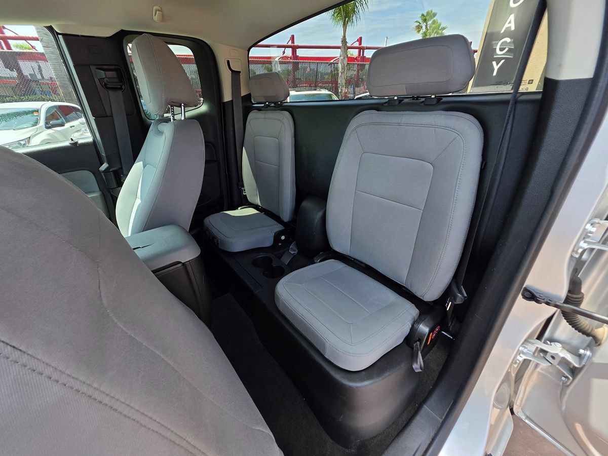 Used 2015 Chevrolet Colorado W/T w/ WT Convenience Package RWD image 21