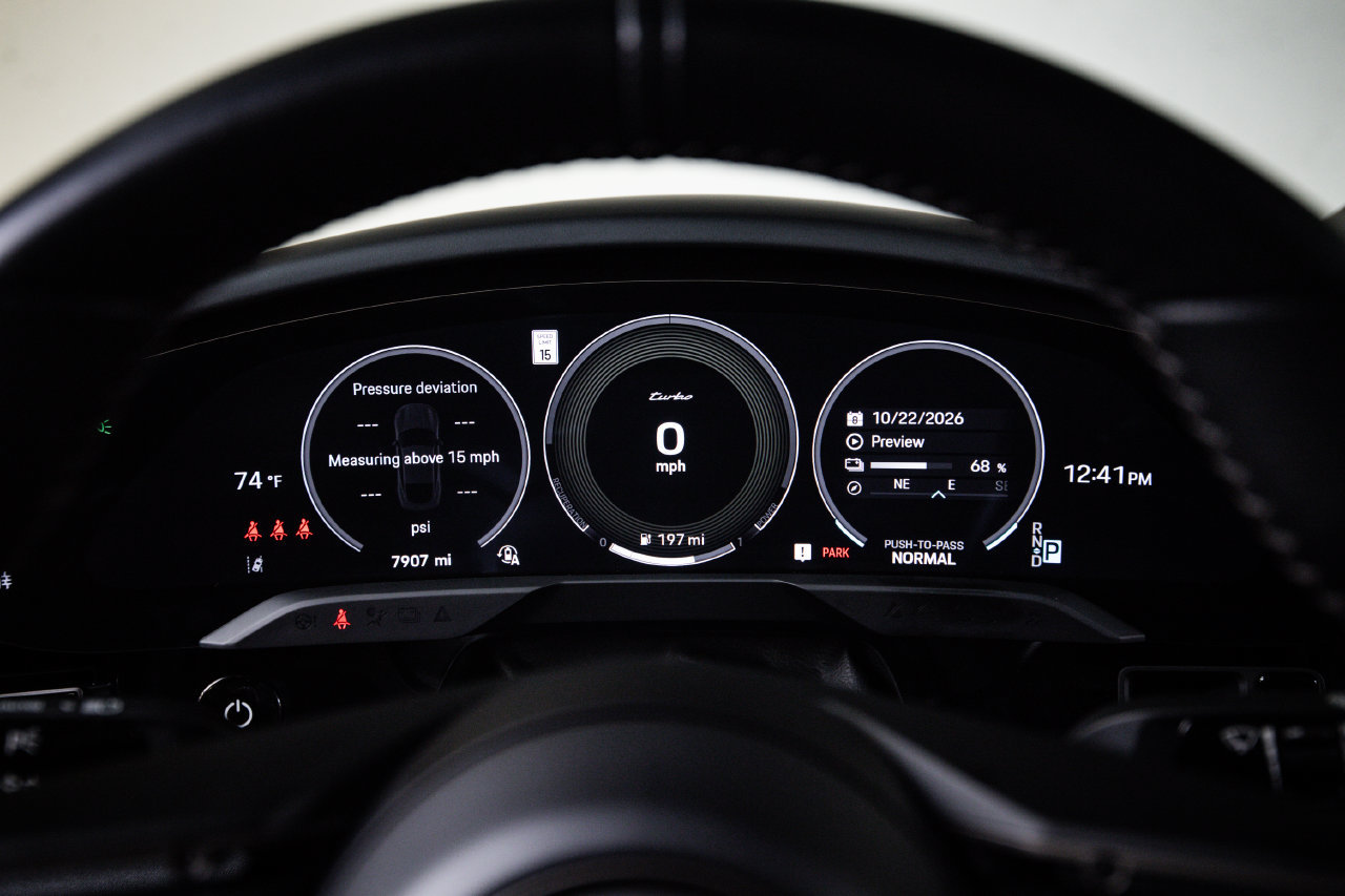 Certified 2025 Porsche Taycan Turbo AWD/4WD image 15