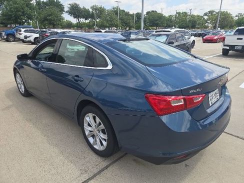 Used 2025 Chevrolet Malibu LT FWD image 4