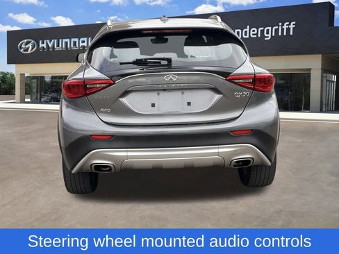 Used 2018 INFINITI QX30 Premium w/ Navigation Package image 8