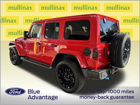Used 2022 Jeep Wrangler Unlimited Sahara 4xe image 3