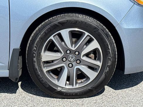 Used 2014 Honda Odyssey Touring image 11