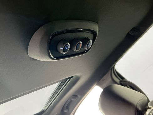 Used 2022 Dodge Durango GT image 26