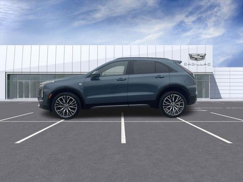 Certified 2024 Cadillac XT4 Sport w/ Cold Weather Package image 5