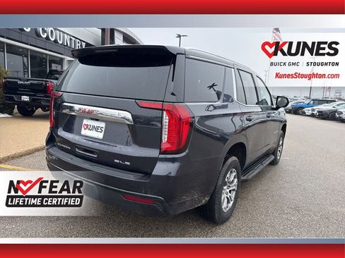 Used 2023 GMC Yukon SLE w/ Gmc Pro Safety Plus Package image 11