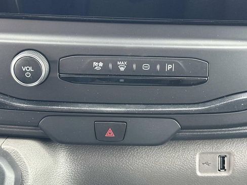 New 2026 Ford Transit 250 148 Medium Roof w/ HVAC Trade Package image 28