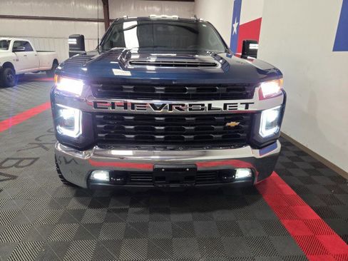 Used 2022 Chevrolet Silverado 2500 LT w/ Convenience Package image 22