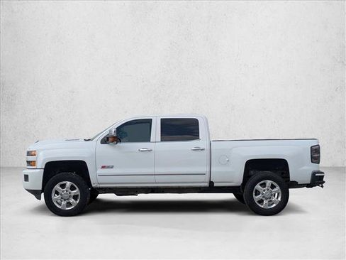 Used 2018 Chevrolet Silverado 2500 LTZ w/ Duramax Plus Package image 8