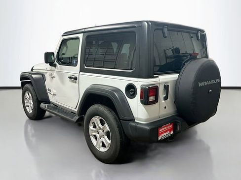 Used 2018 Jeep Wrangler Sport S image 8