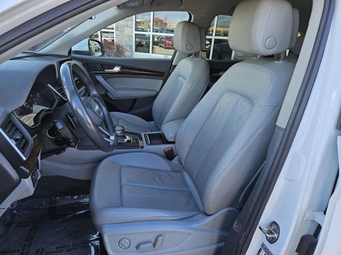 Used 2019 Audi Q5 2.0T Premium image 10