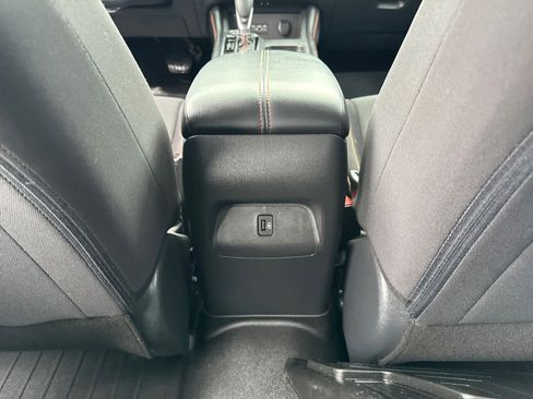 Used 2020 Nissan Sentra SR image 32