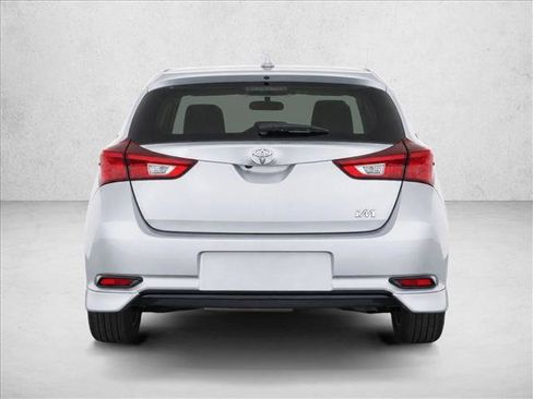Used 2017 Toyota Corolla iM FWD image 6