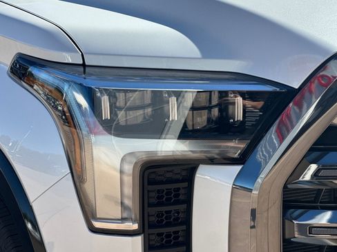 New 2026 Toyota Tundra Platinum AWD/4WD image 31
