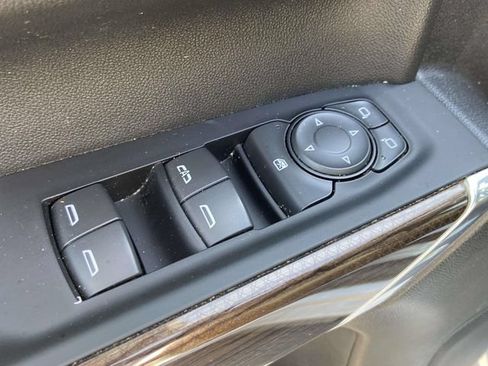 Used 2021 Chevrolet Silverado 1500 RST AWD/4WD image 17