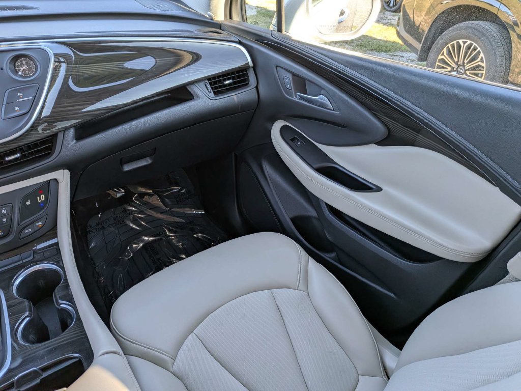 Used 2019 Buick Envision Preferred FWD image 18