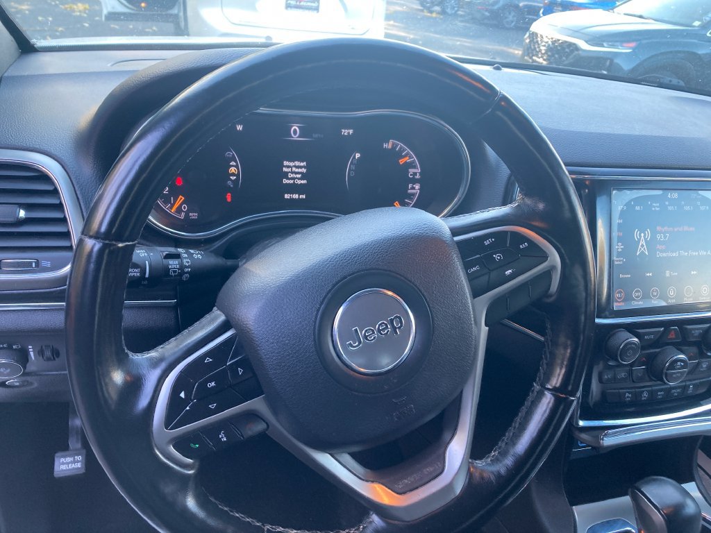Used 2021 Jeep Grand Cherokee Limited AWD/4WD image 18
