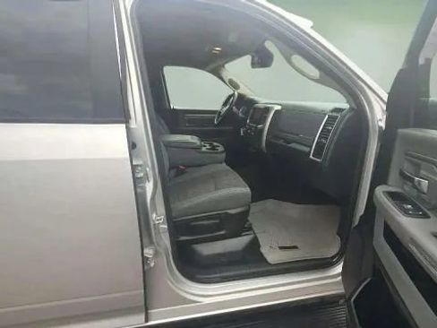 Used 2018 RAM 1500 Big Horn image 30