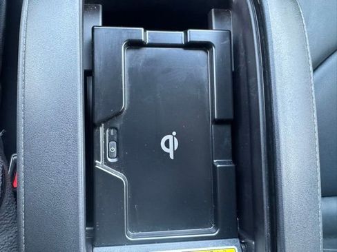 Used 2021 Toyota Highlander XLE image 21