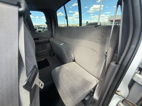 Used 2001 Ford F150 Lariat AWD/4WD image 22