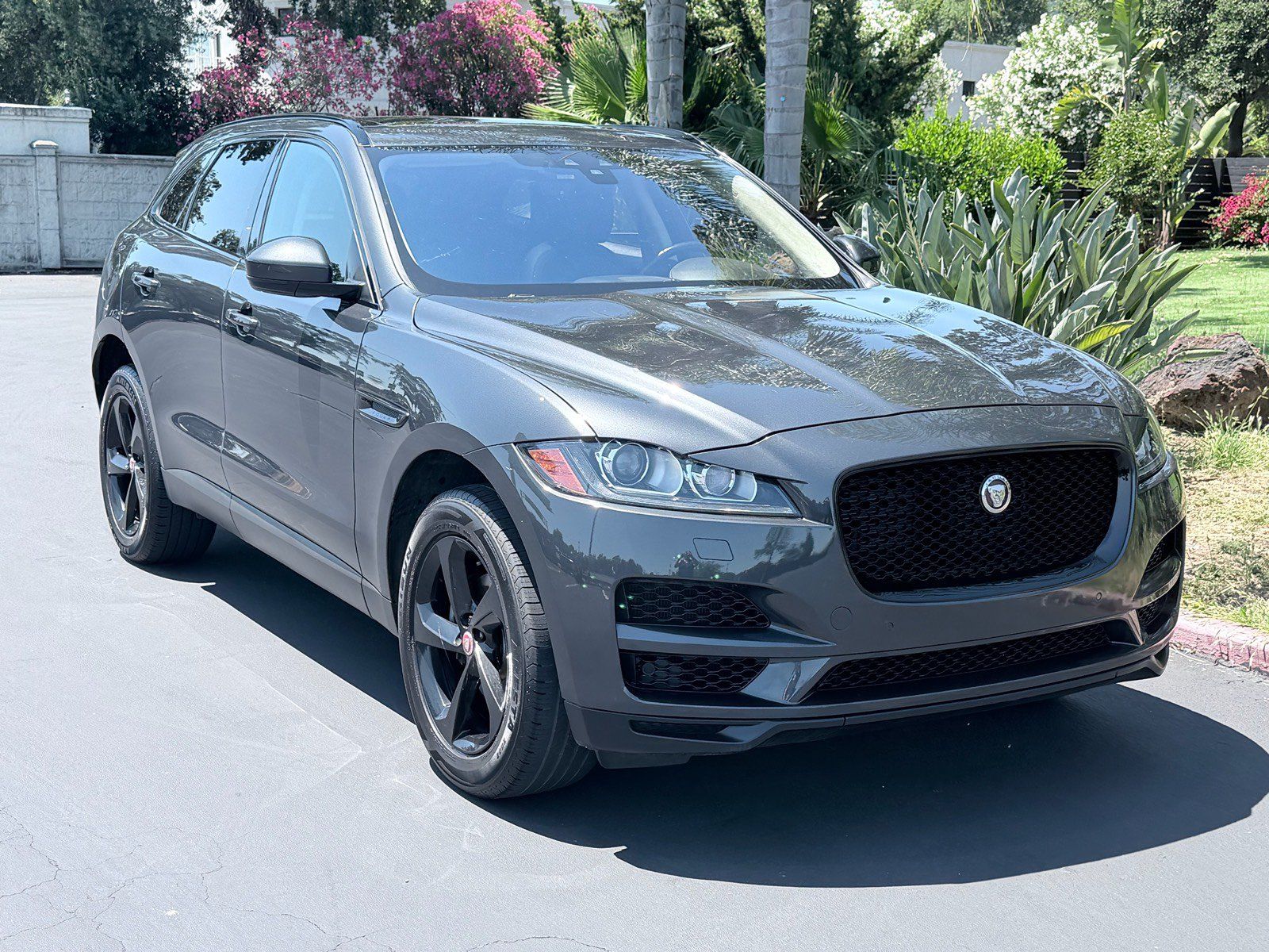 Used 2020 Jaguar F-PACE Prestige AWD/4WD image 4