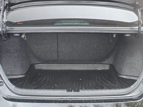 Used 2019 Honda Accord Touring image 6