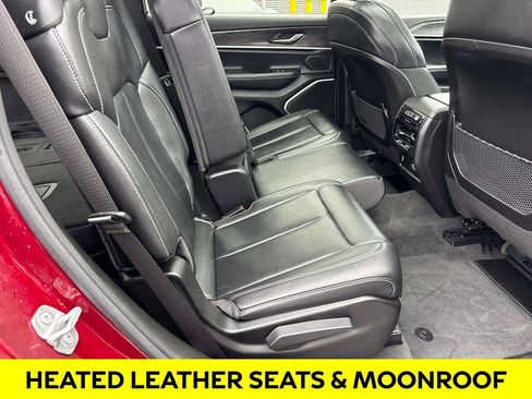 Used 2022 Jeep Grand Cherokee L Limited image 17