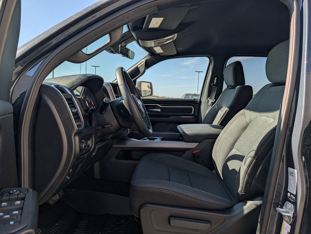 New 2026 RAM 1500 Big Horn AWD/4WD image 5