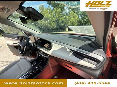 Used 2024 Buick Encore GX Sport Touring AWD/4WD image 27