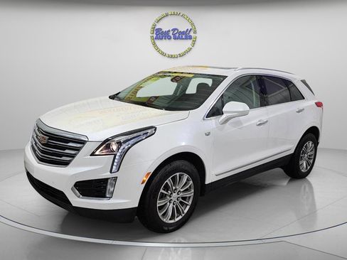 Used 2018 Cadillac XT5 Luxury w/ Driver Awareness Package image 2