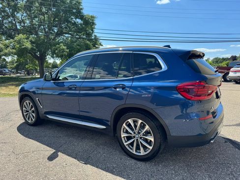 Used 2018 BMW X3 xDrive30i w/ Premium Package AWD/4WD image 6